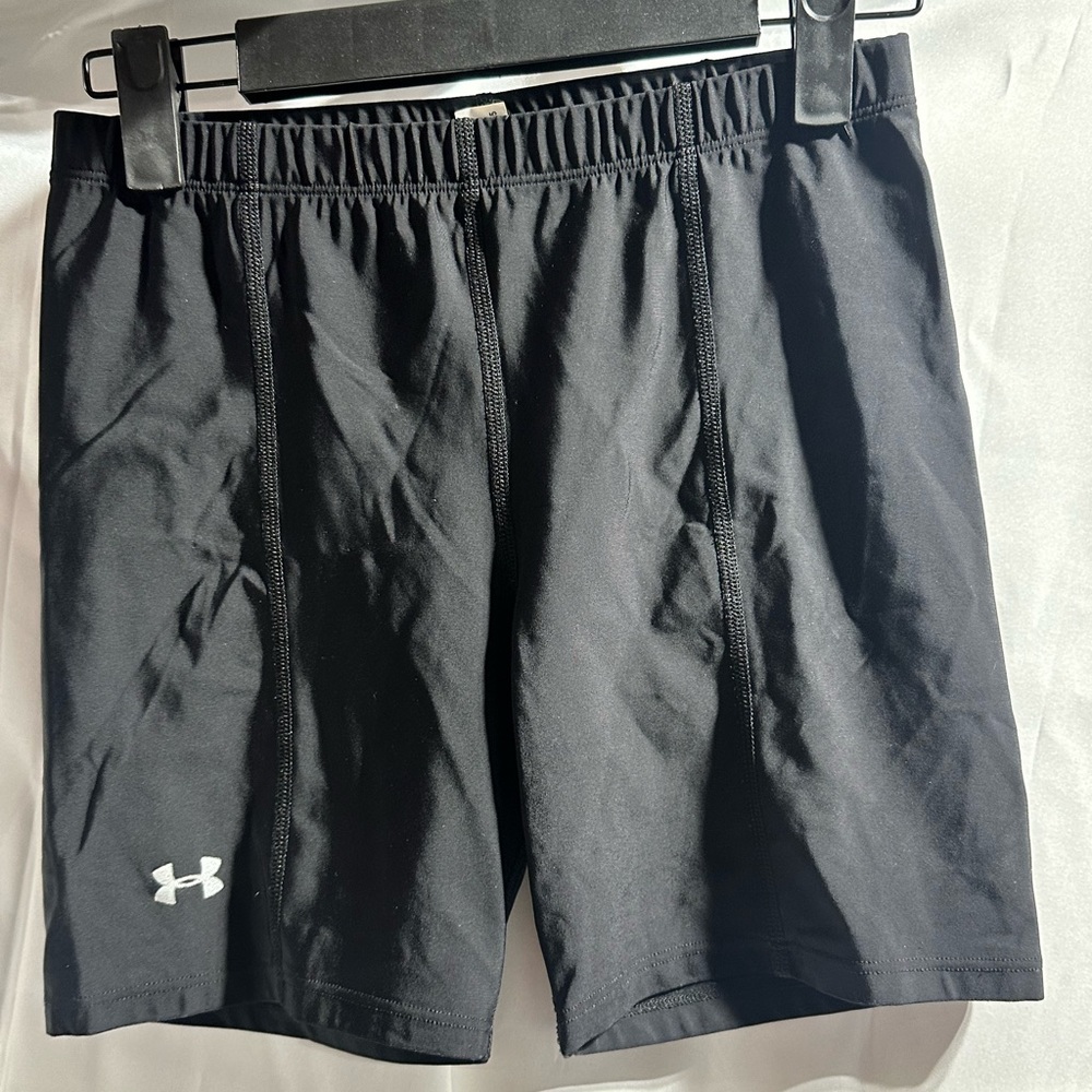 Black under Armour spandex shorts